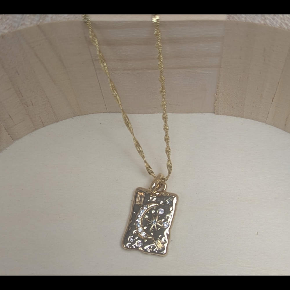 Moon & Starburst Celestial Necklace 18K Gold Plated Rope Chain - Picture 6 of 7